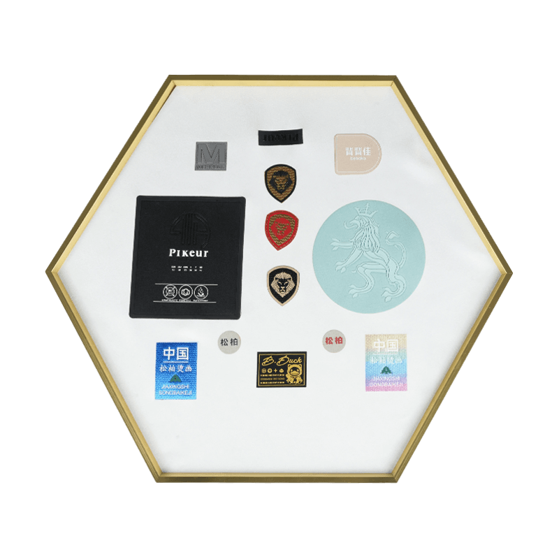 3D Silicone Caloris Transfero Labels (HTL) & Patches pro Apparel